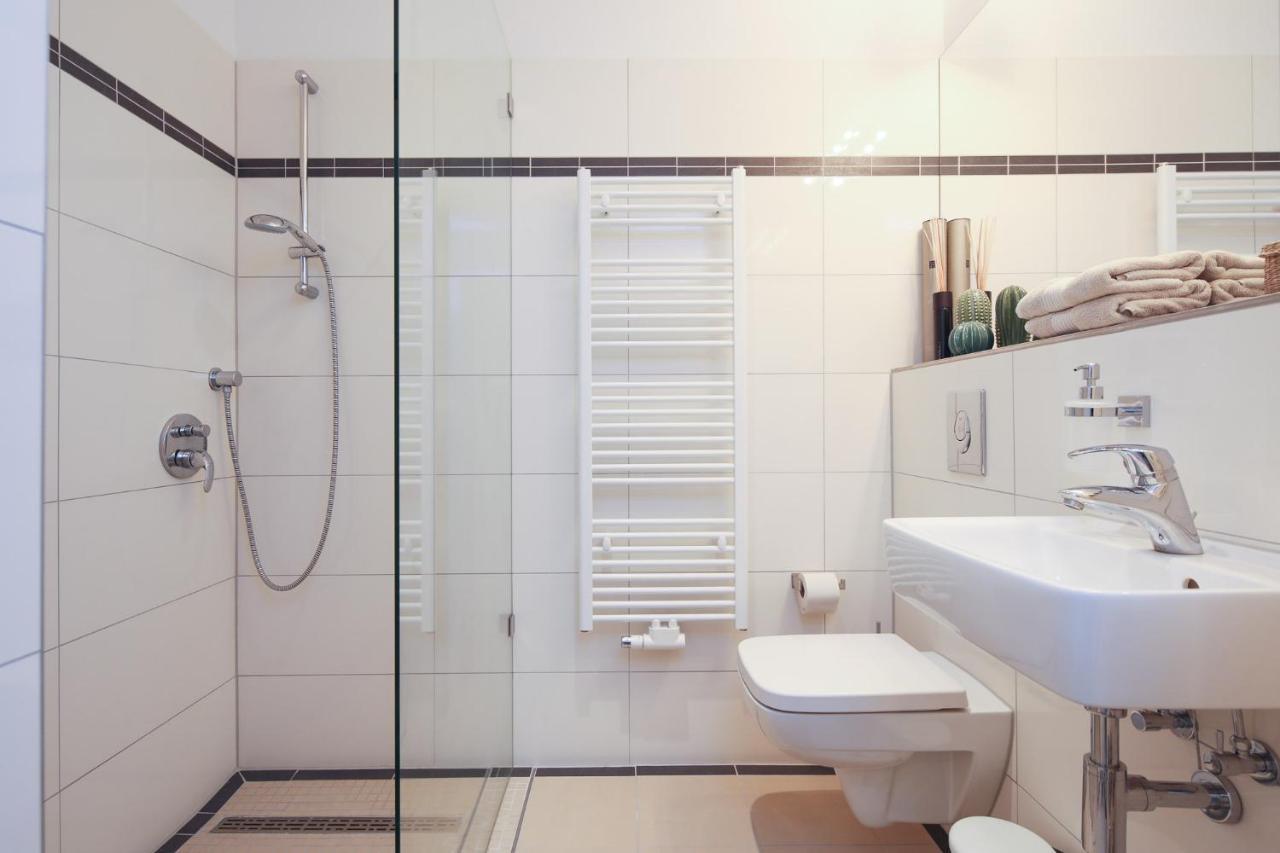 4 Personen Altbau Nahe Kurfuerstendamm - Macbeth Berlin Dış mekan fotoğraf